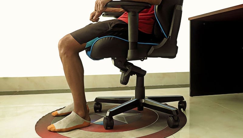 How to use a gaming chair floor mat
