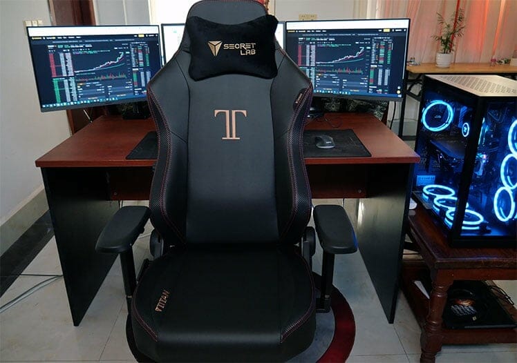 Secretlab Titan Steal executive edition chair