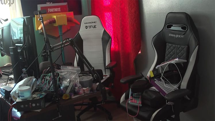 Tefue old Maxnomic gaming chair