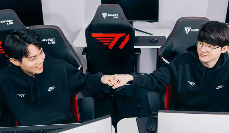 T1 esports team using Secretlab gaming chairs
