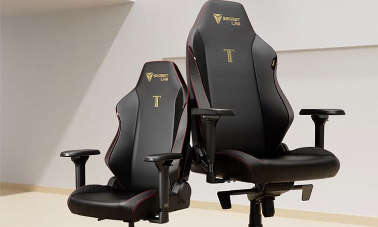 Titan XXS vs adult-sized TItan chair