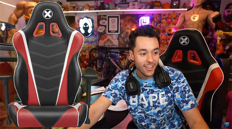 What gaming chair does TheGrefg use?