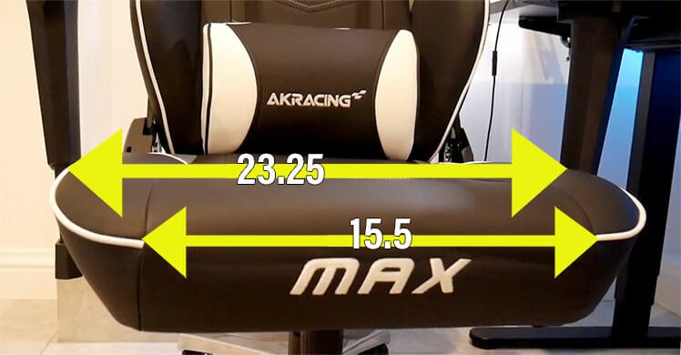 Extra wide gaming chair seat: Master Series Max