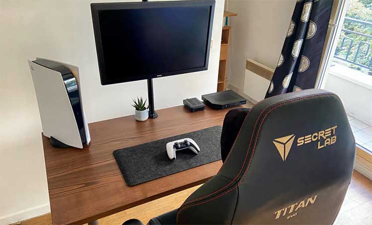 Best console deals gaming desk