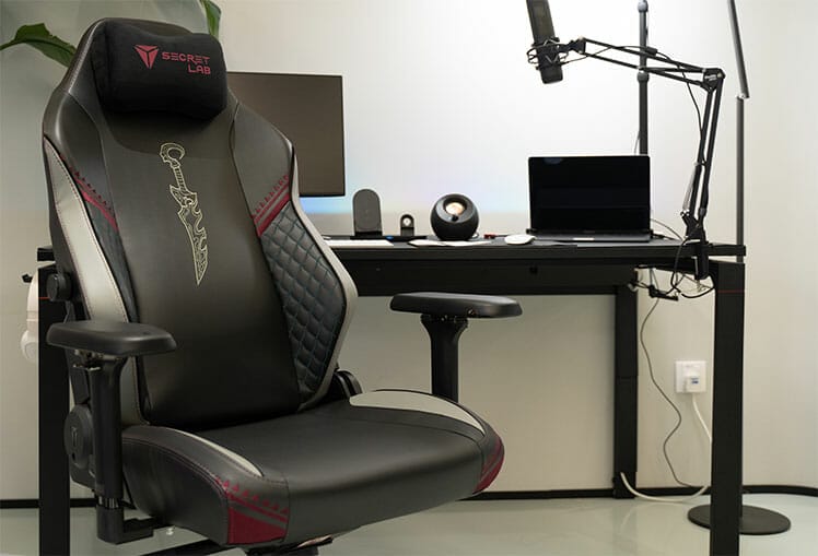 Gaming chair plus desk for console gaming
