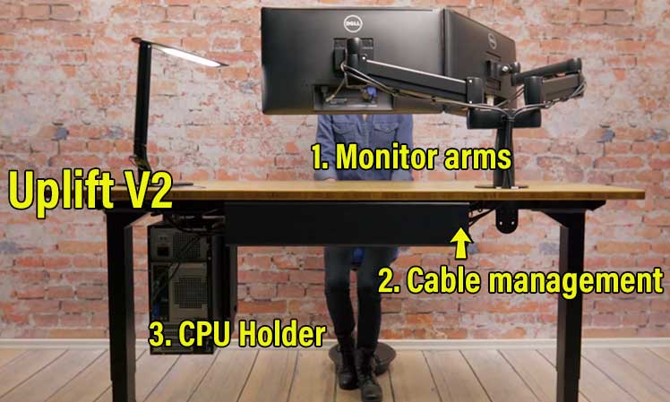 Uplift V2 desk and accessories