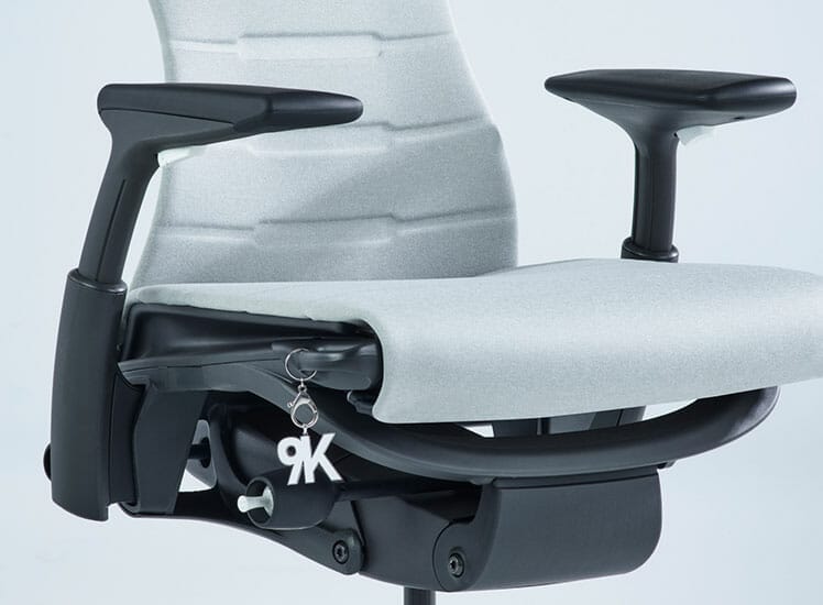 Special streamer Embody gaming chair itsTimmy design front seat closeup 