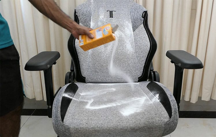 How to clean fabric gaming chair using baking soda