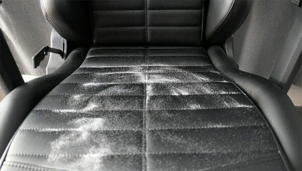 How To Clean Fabric Gaming Chair Or Office Chair 4 Options Dry Baking Soda Bath 600x341 